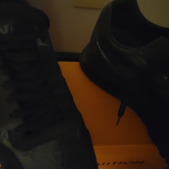 Louie sneakers - Picture 16 of 16